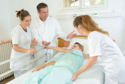 Мытье лежачих больных в домашних условиях