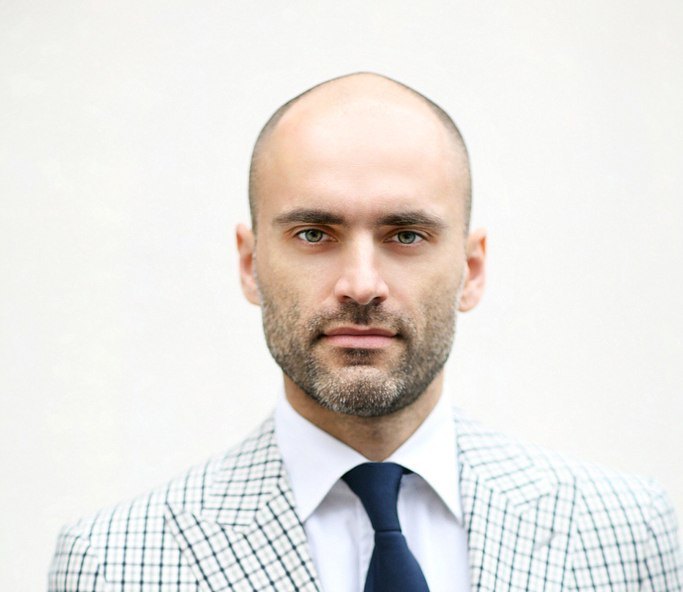 Анатолий Лазарев