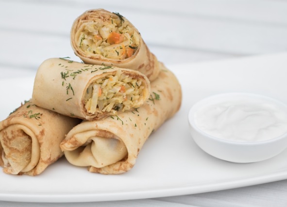 Блины с начинкой из свежей капусты