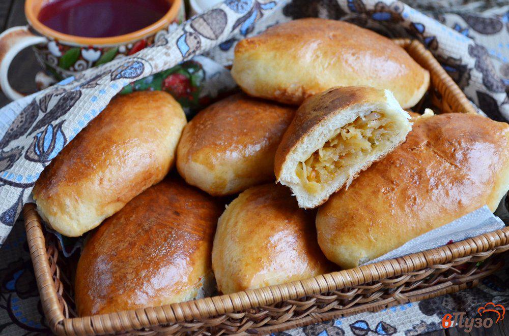 Пирожки с квашеной капустой