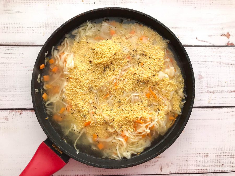 Пшенная каша с квашеной капустой