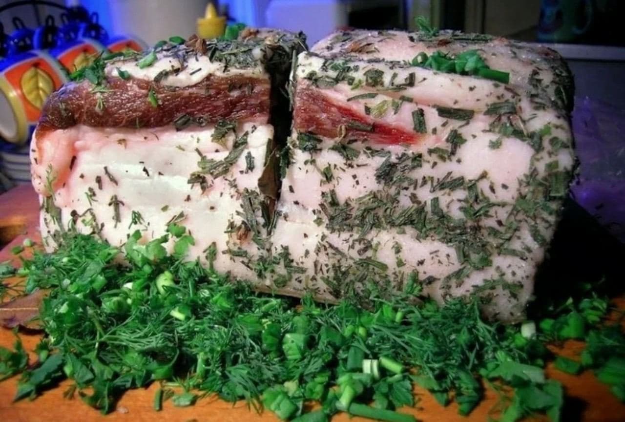 Засолка сала со свежей зеленью