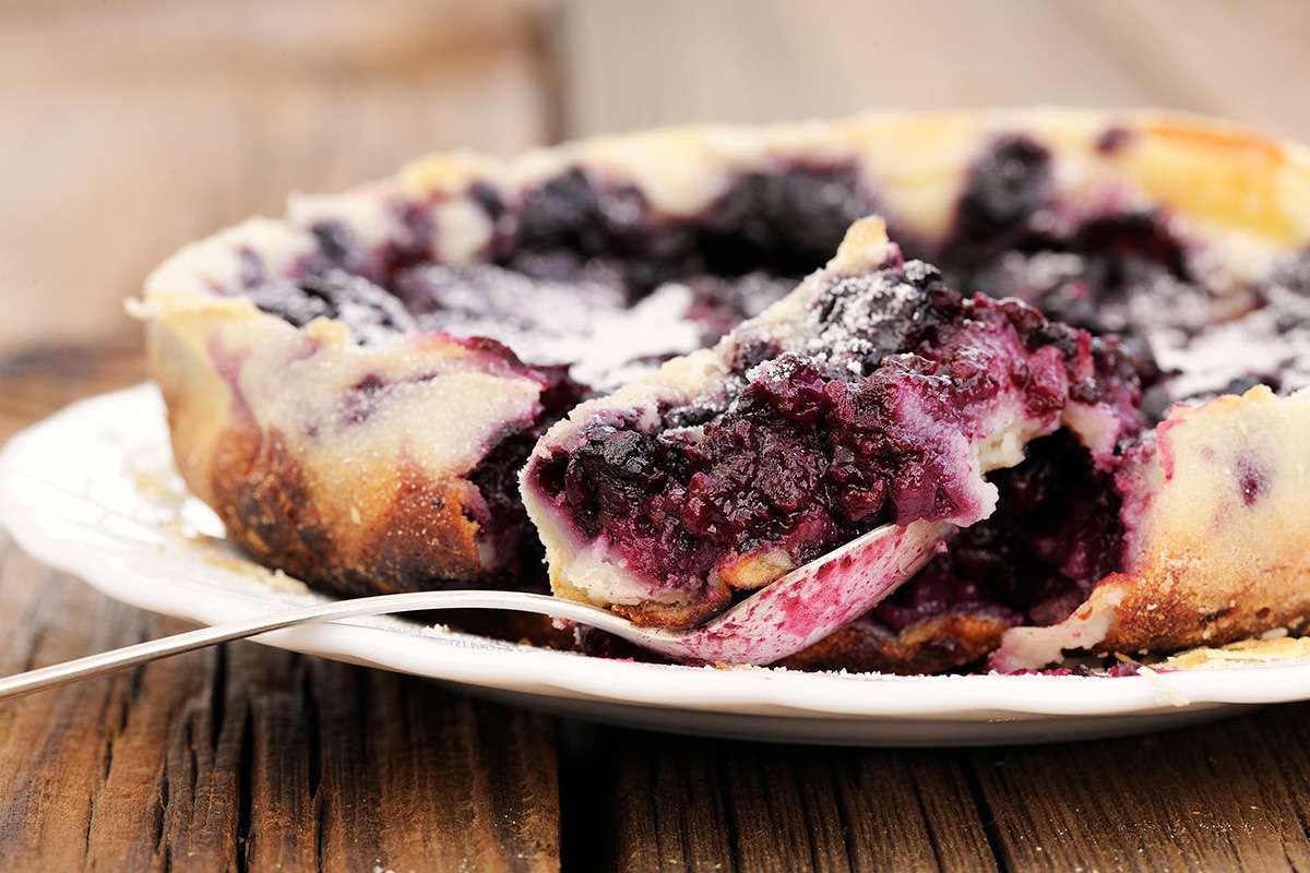 Клафути с черникой