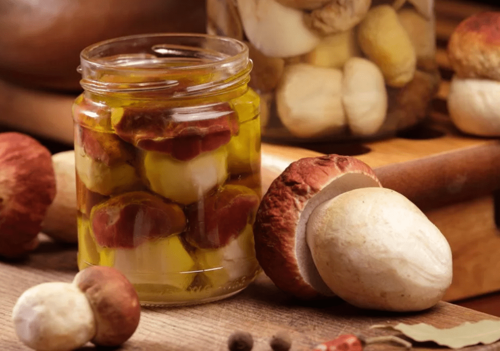 Маринованные белые грибы без уксуса