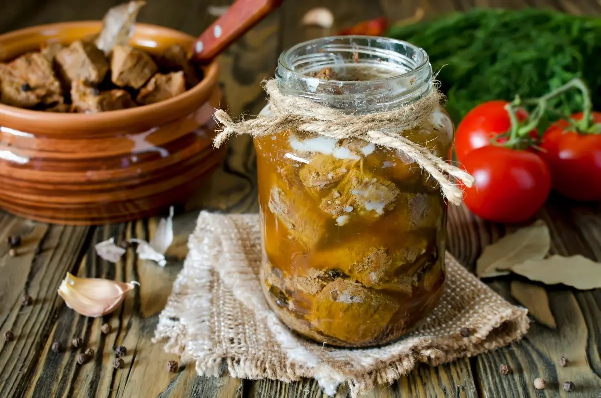 Из какого мяса делать тушенку