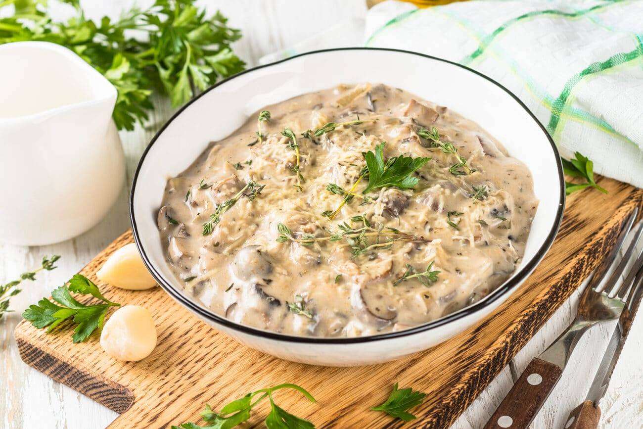 Подлива с грибами