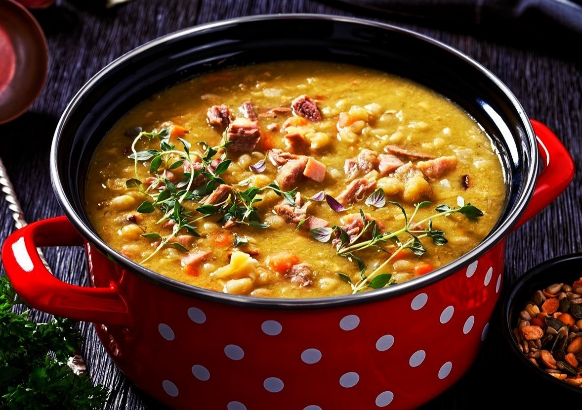 Суп гороховый с курицей