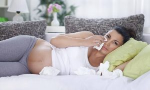 Все, что вы хотели знать о лечении простуды во время беременности thumbnail