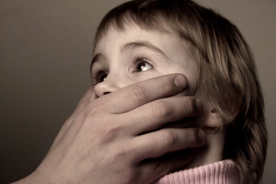 Как защитить ребенка от сексуального насилия?