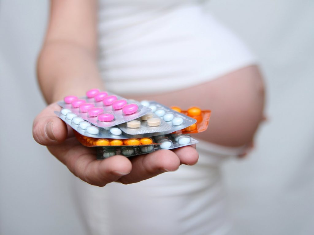 Основные причины и факторы развития бронхита у беременных