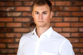 Андрей Егоров.