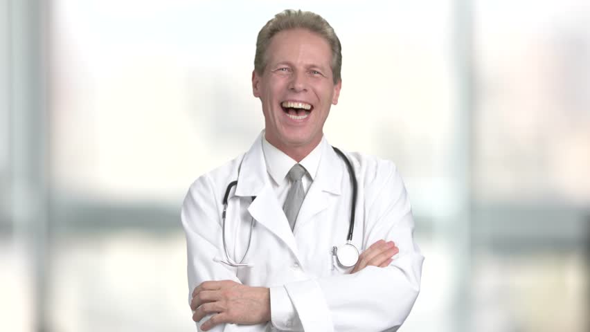 врачи советуют больше смеяться