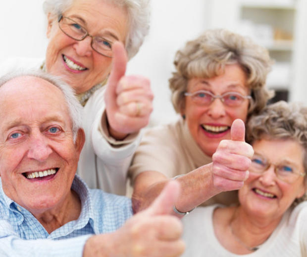 счастливые пожилые люди