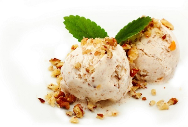 Мороженое с орехами- домашний рецепт