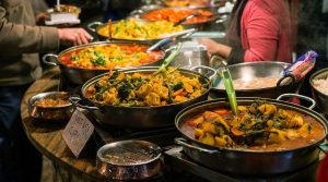 При посещении зарубежных стран лучше воздержаться от чрезмерного употребления в пищу блюд местной кухни.