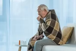 пожилой мужчина заболел