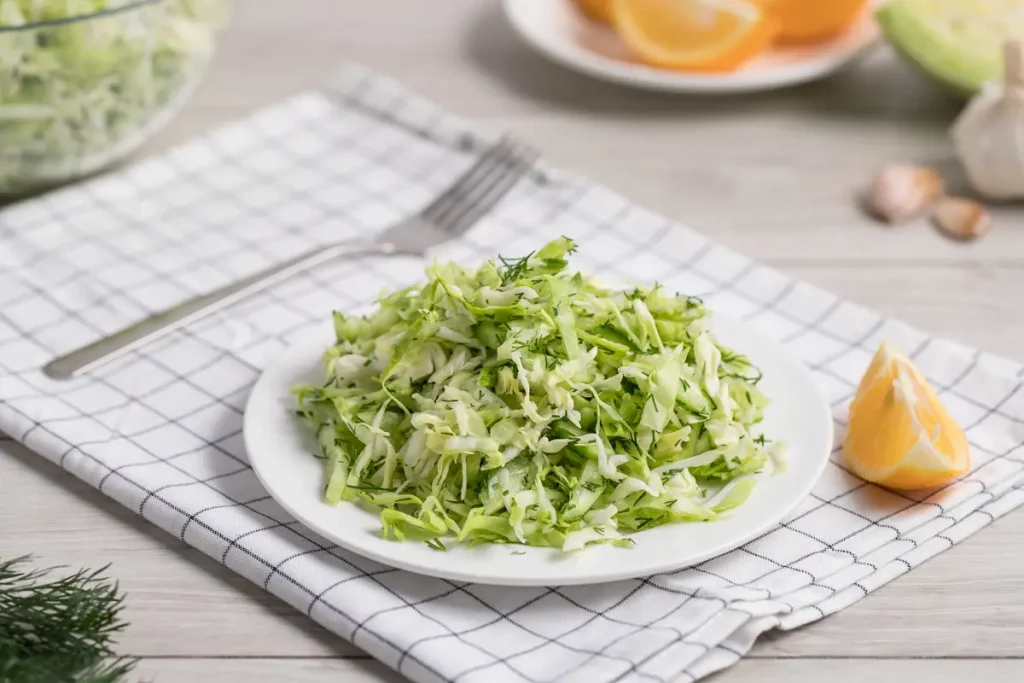 Салаты из капусты - вкусных рецептов с фото, простые рецепты салатов с капустой
