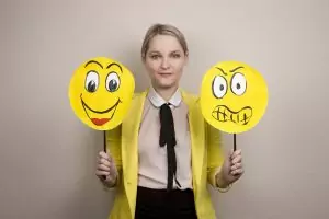 управлять эмоциями