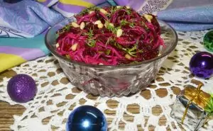 Салат из свеклы и фунчозы