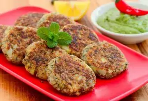 Котлетки из курицы и гречки