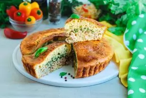 Быстрый заливной пирог с фаршем