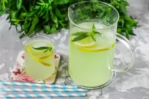 Березовый сок с мятой