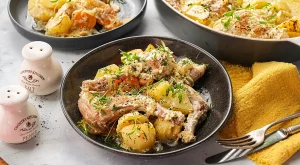 Кролик с картошкой