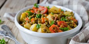 соевое мясо с овощами