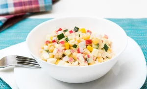 Крабовый салат с огурцом
